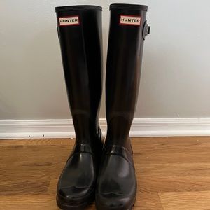 Black Hunter Boots